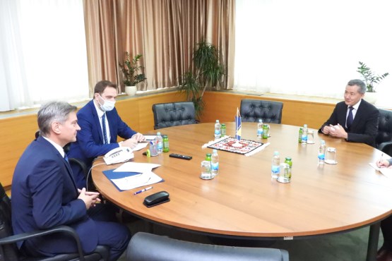 Predsjedatelj Zastupničkog doma dr. Denis Zvizdić primio je u posjet veleposlanika NR Kine u BiH 